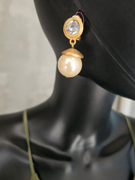 Vintage Gold Pearl Drop Earrings - Clip
