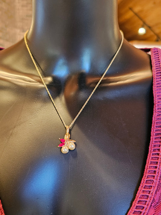 Vintage Gold/Ruby/Pearl Floral Pendant