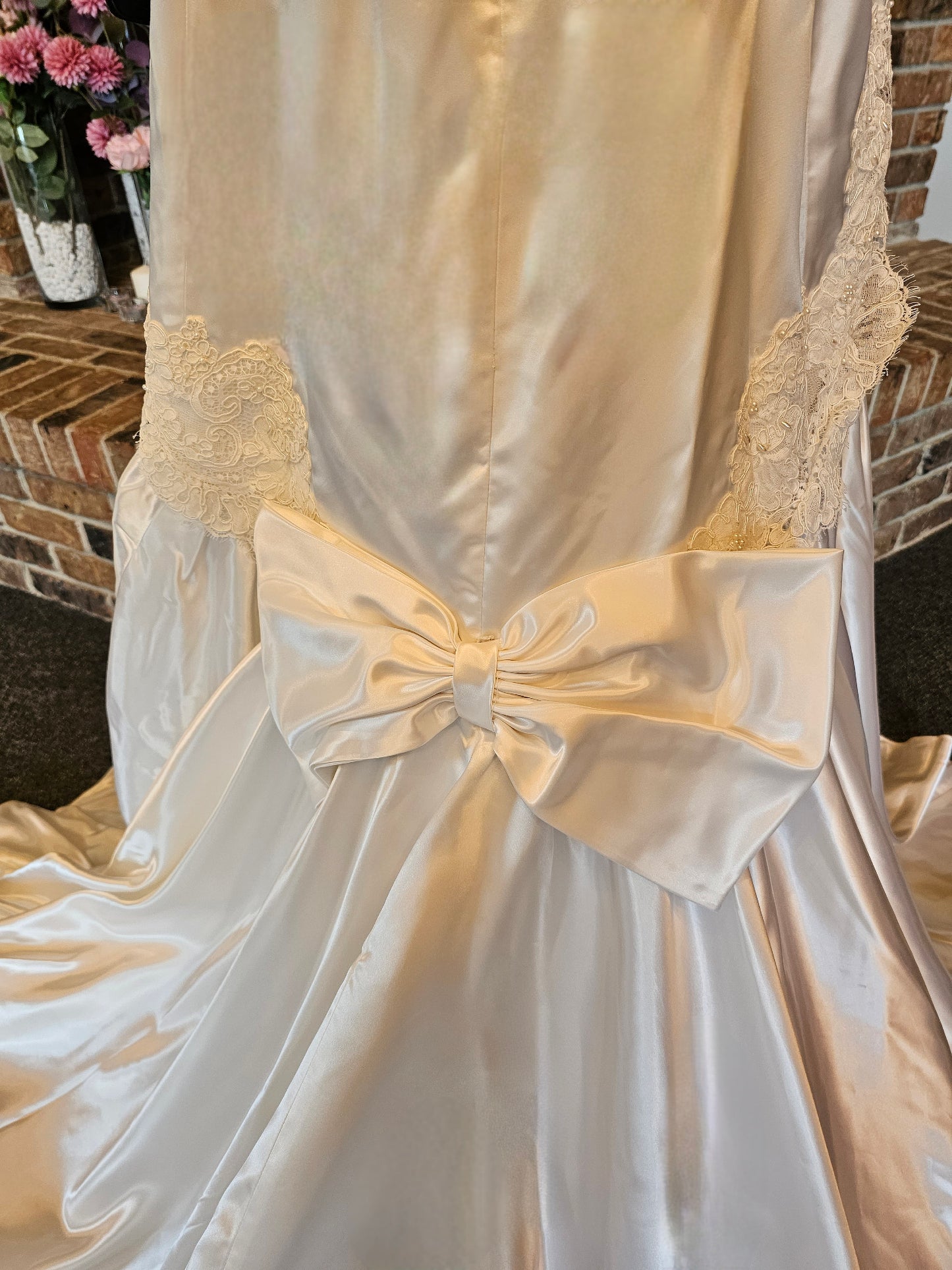 White Satin Bow Wedding Gown - Vintage