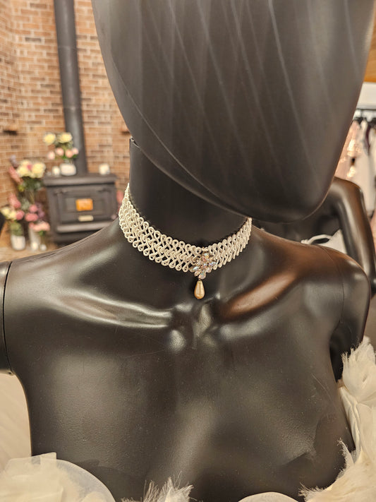 Vintage Lace Choker