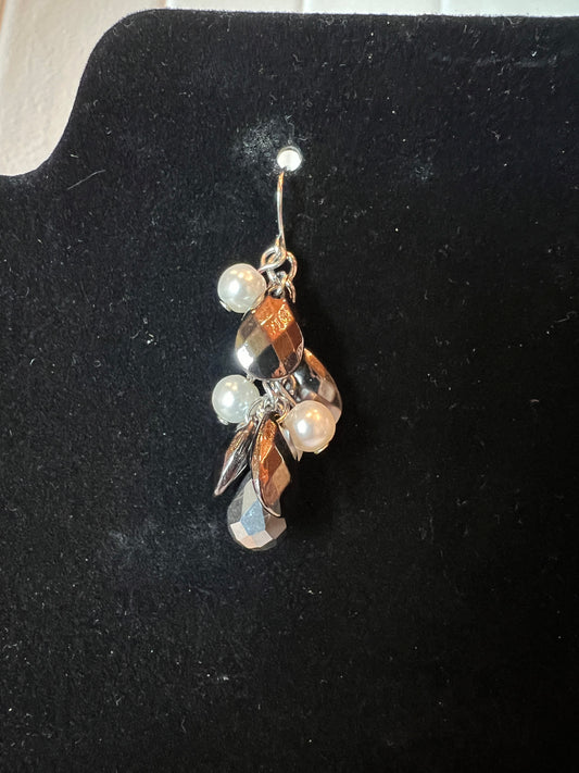 Jet/Pearl Bead Dangle