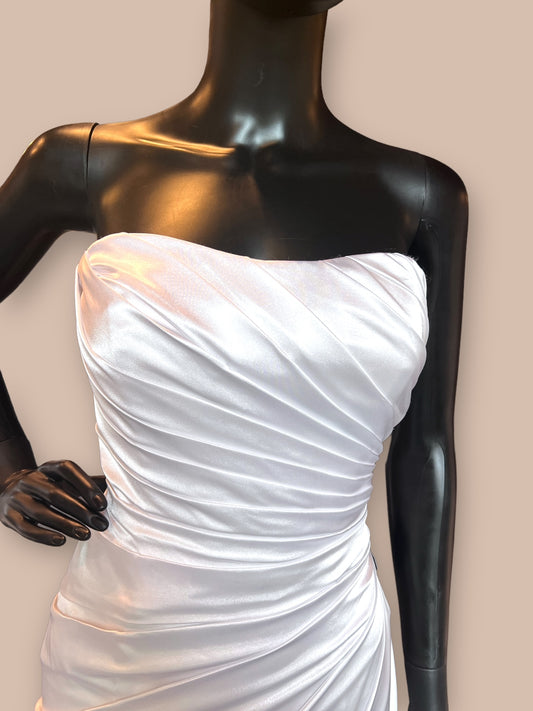 Da Vinci Charmeuse Side Sweep Wedding Gown