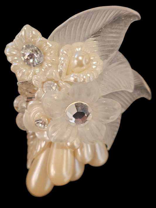 Vintage 80's Large Pearl Flower Clip-On Earring