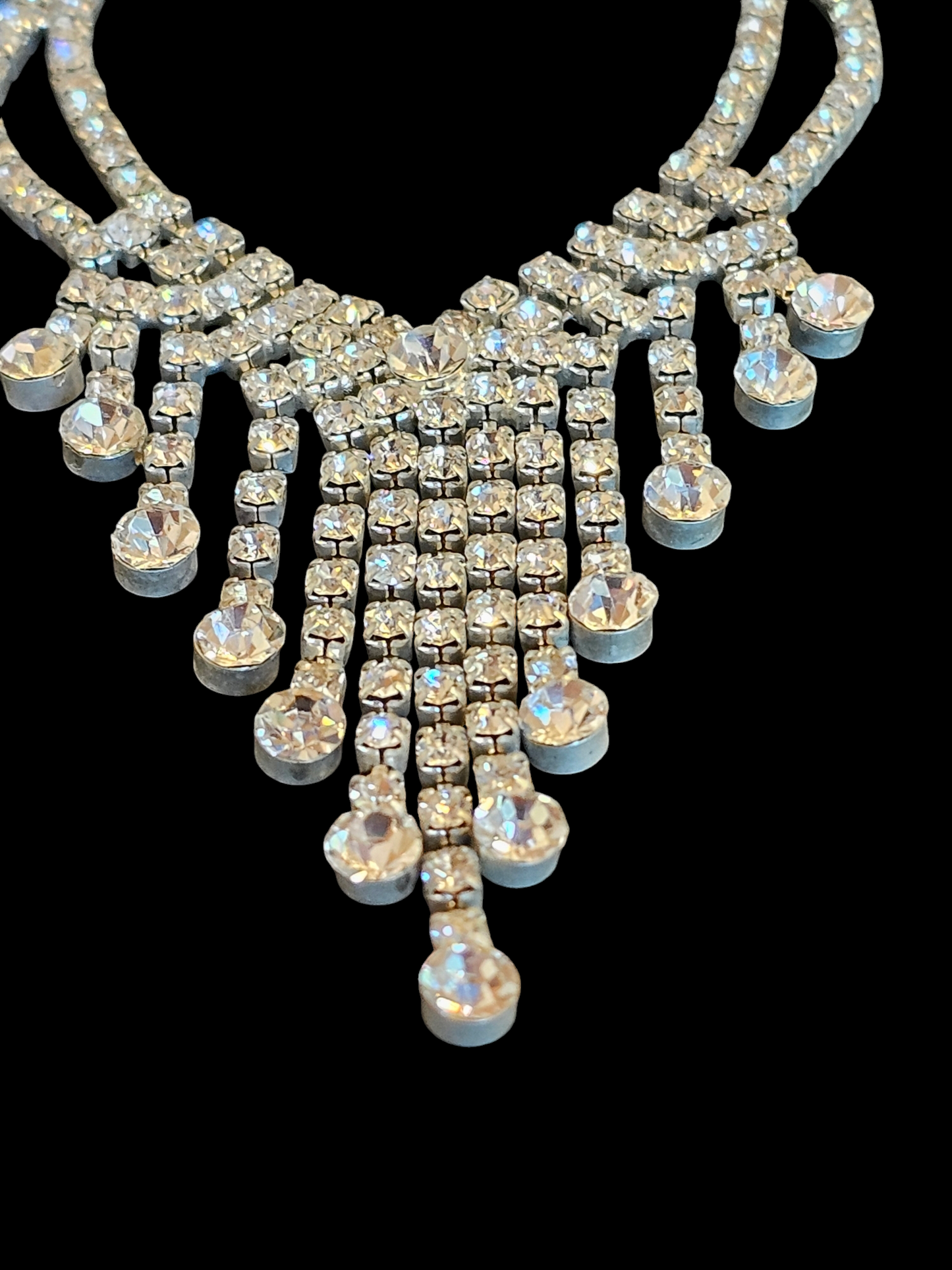 Rhinestone Dangle Curved Necklace