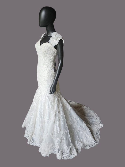 Ivory Full Lace Fit/Flare Wedding Gown - Mori Lee