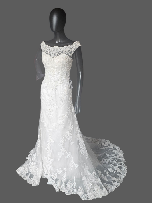 Ivory Lace Fit/Flare Bateau Neckline Wedding Gown - Casablanca