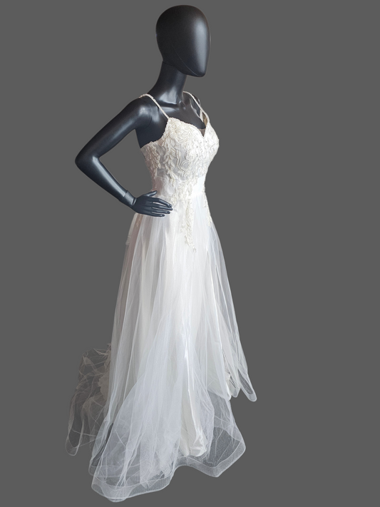 Spaghetti Strap Ivory Floral Embroidered Side Slit Wedd8ng Gown - Di La Sena