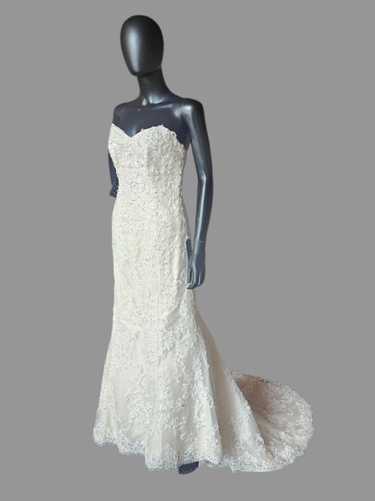 Ivory Lace Fit/Flare Sweetheart Wedding Gown - Sottero & Midgley