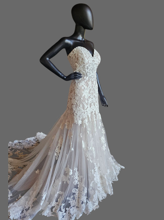 Ivory/Nude Lace Fitted Sweetheart Wedding Gown (Optional Sleeves!) - Mori Lee