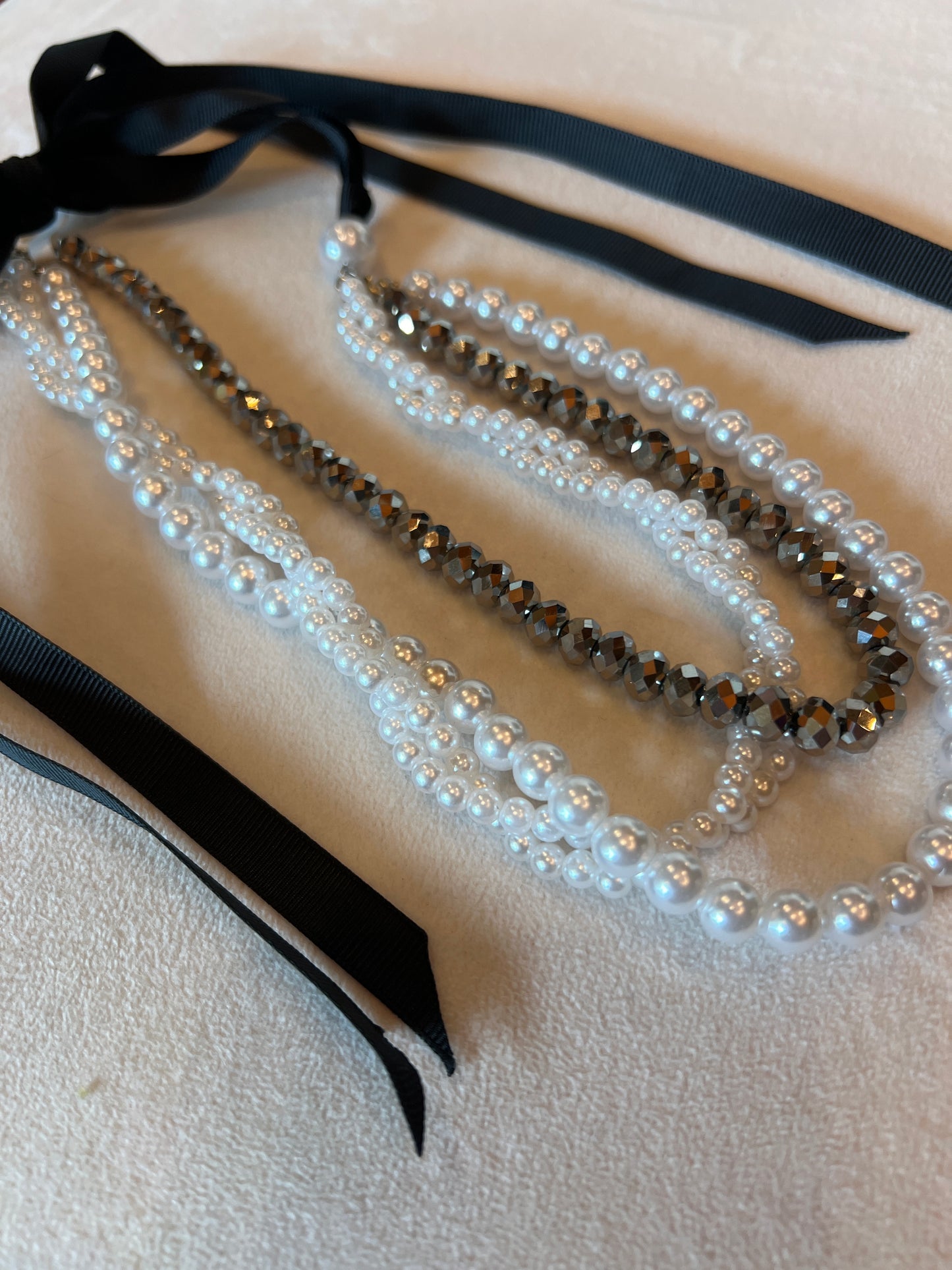 Pearl and Jet Ribbon Tie Necklace