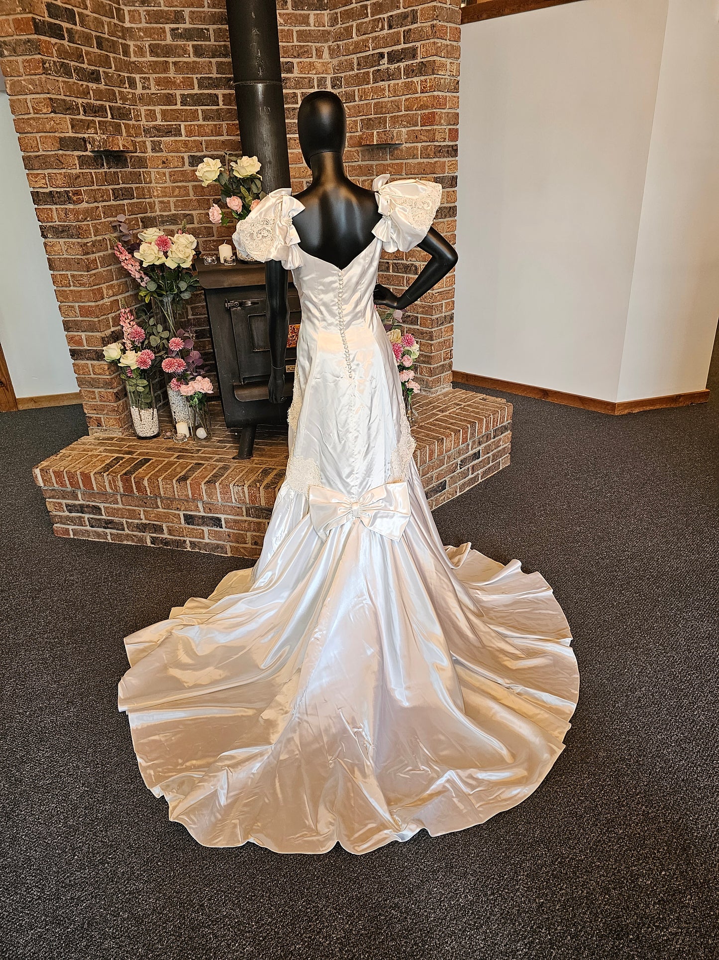 White Satin Bow Wedding Gown - Vintage