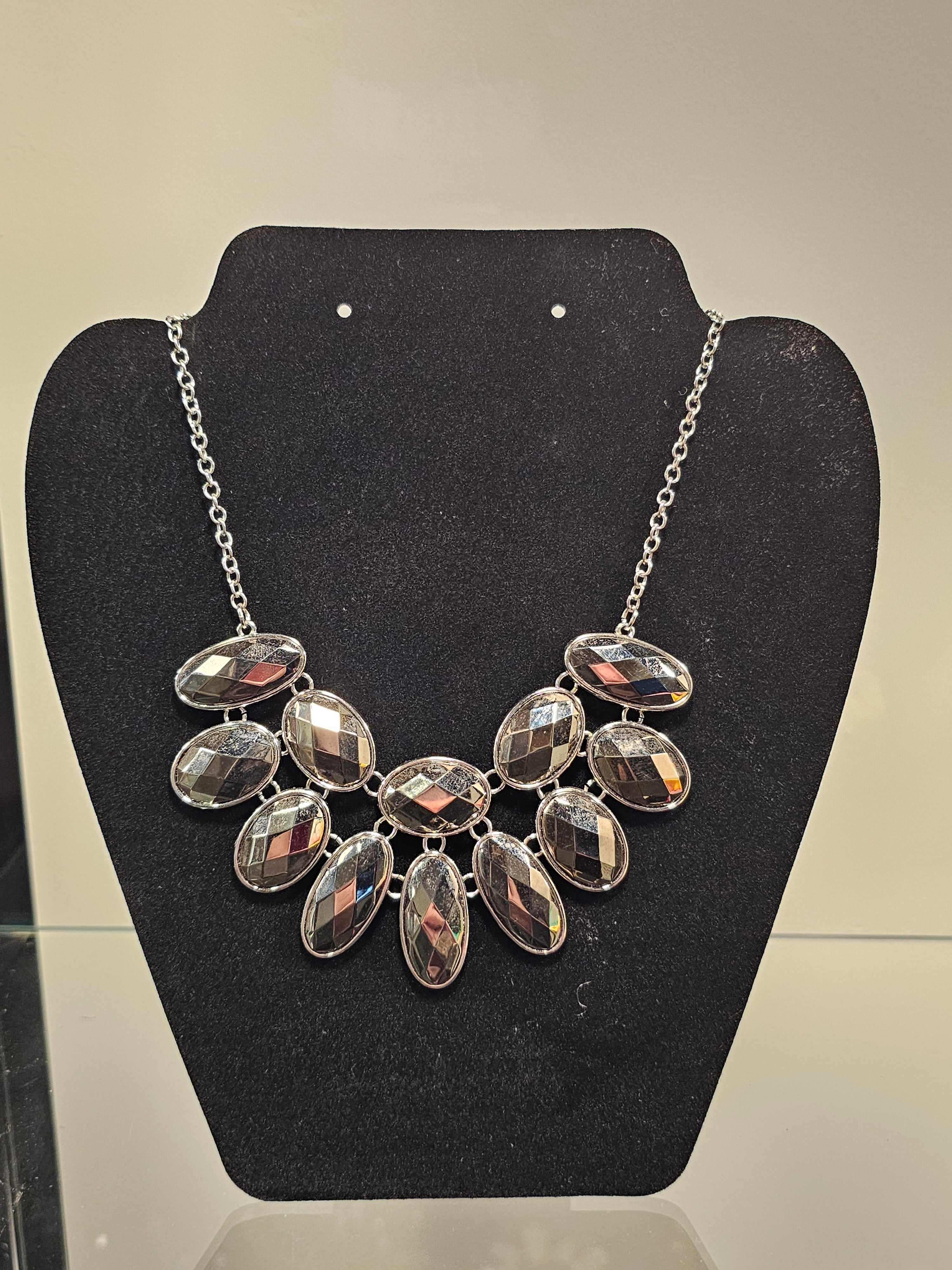 Graphite Gem Bib Necklace – Arabella Bridal