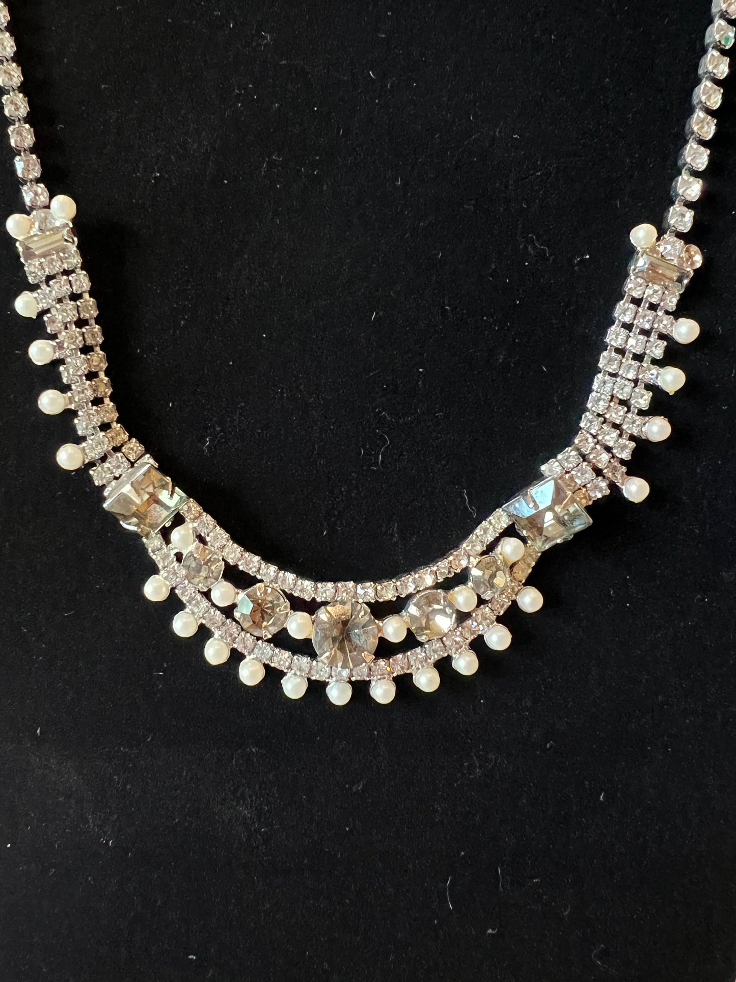 Vintage Sage Crystal and Pearl Collar