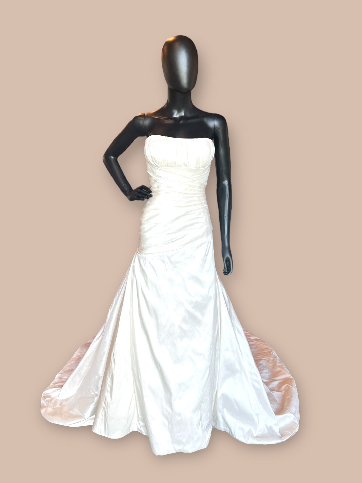 Ivory Raw Silk Strapless Sweetheart Neckline Wedding Gown