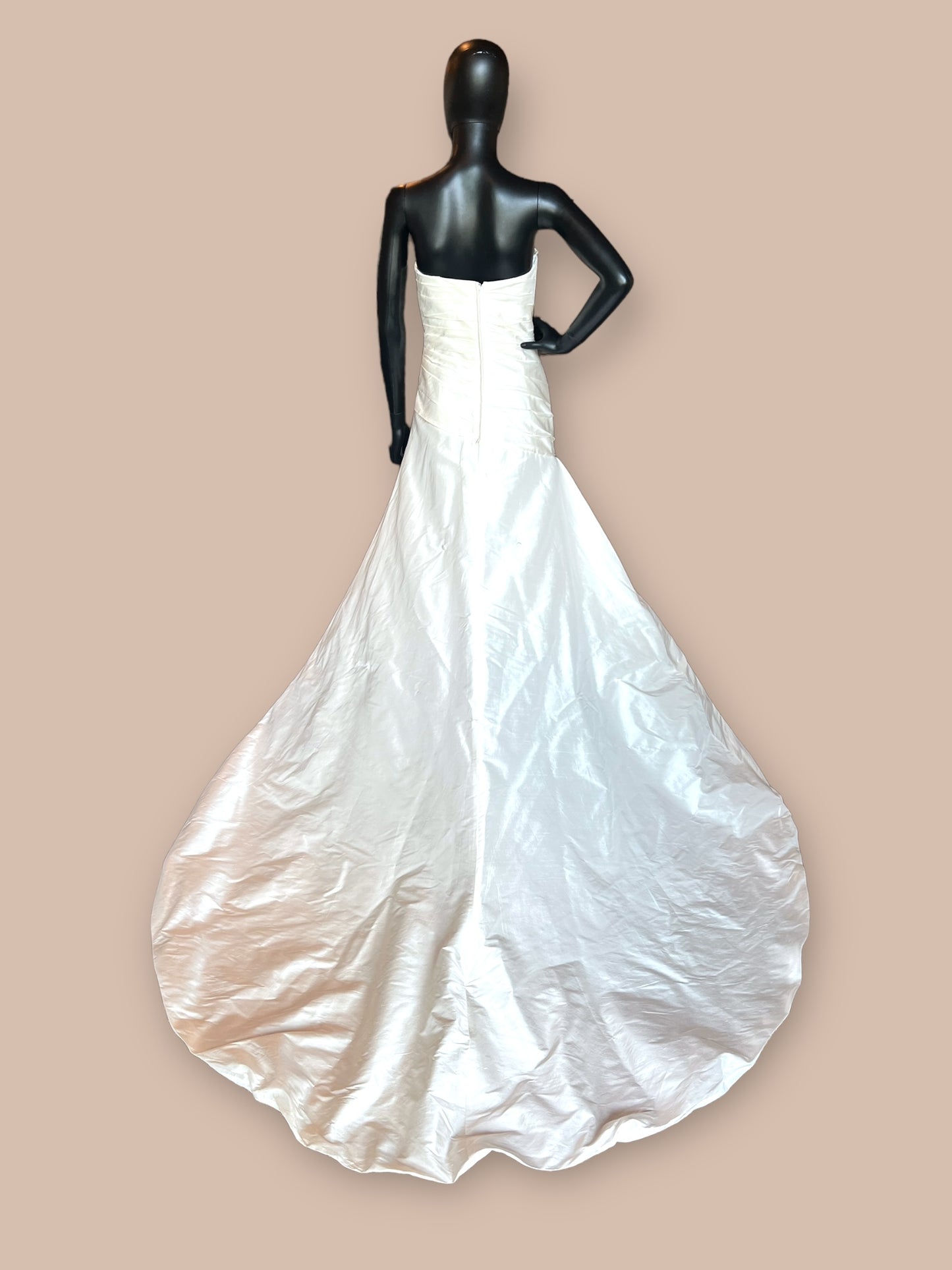 Ivory Raw Silk Strapless Sweetheart Neckline Wedding Gown