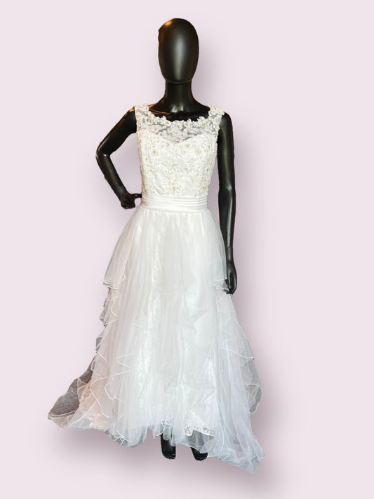 Alfred Angelo A-Line Tulle & Lace Wedding Gown