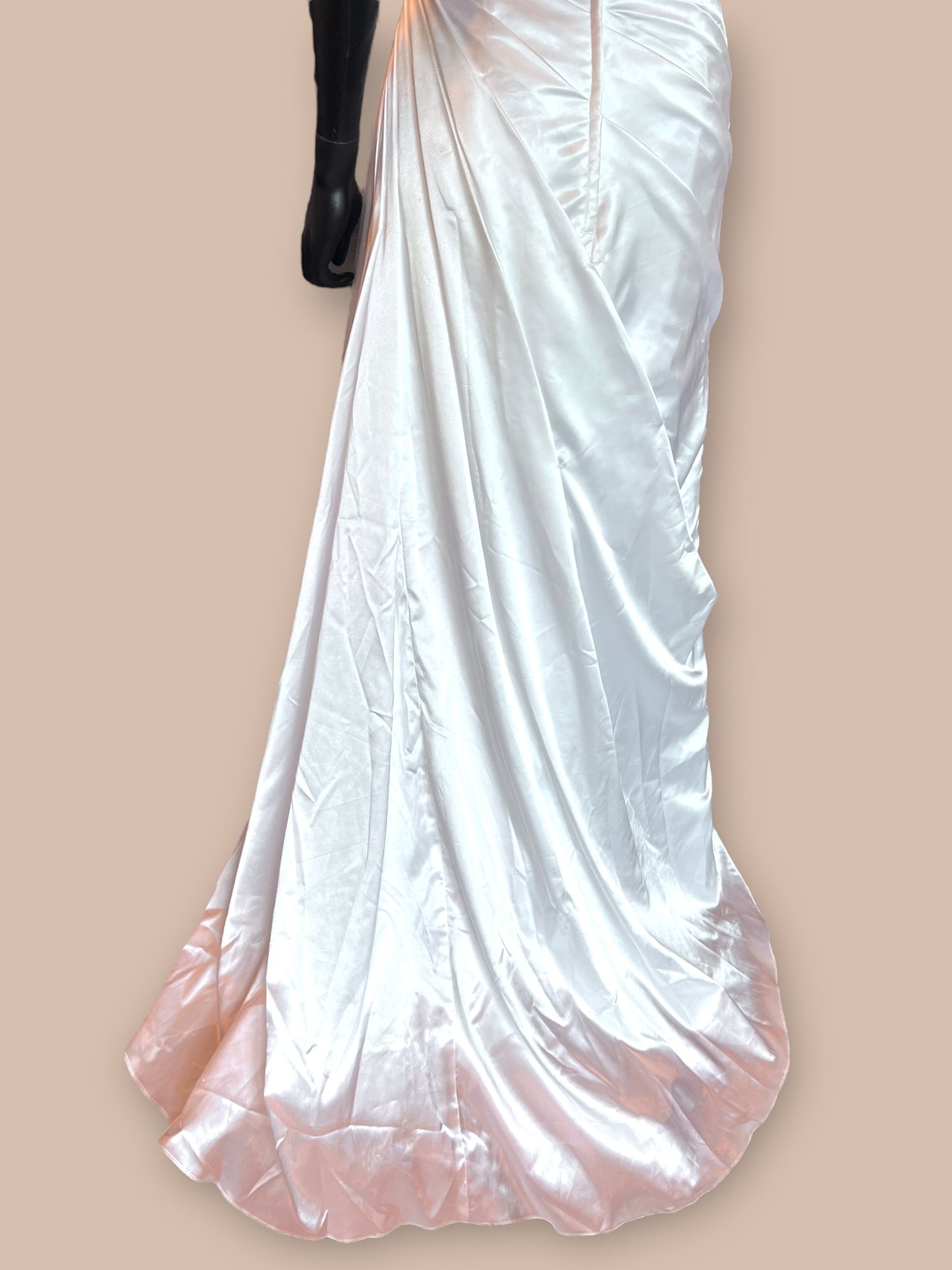 Da Vinci Charmeuse Side Sweep Wedding Gown