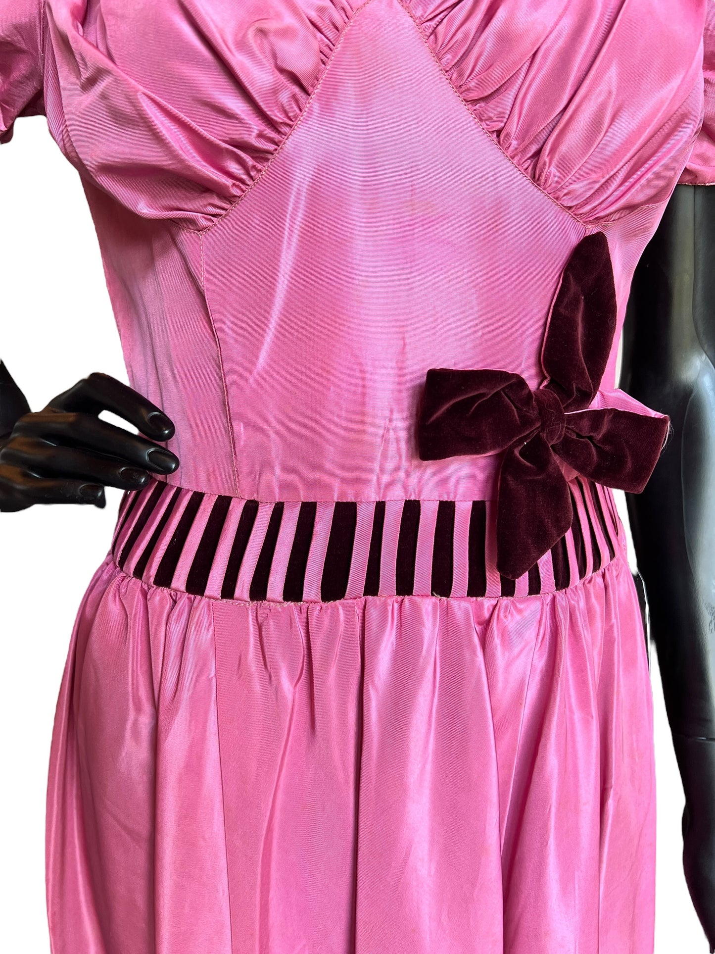 Vintage 40s Pink/Burgundy Taffeta Evening Gown