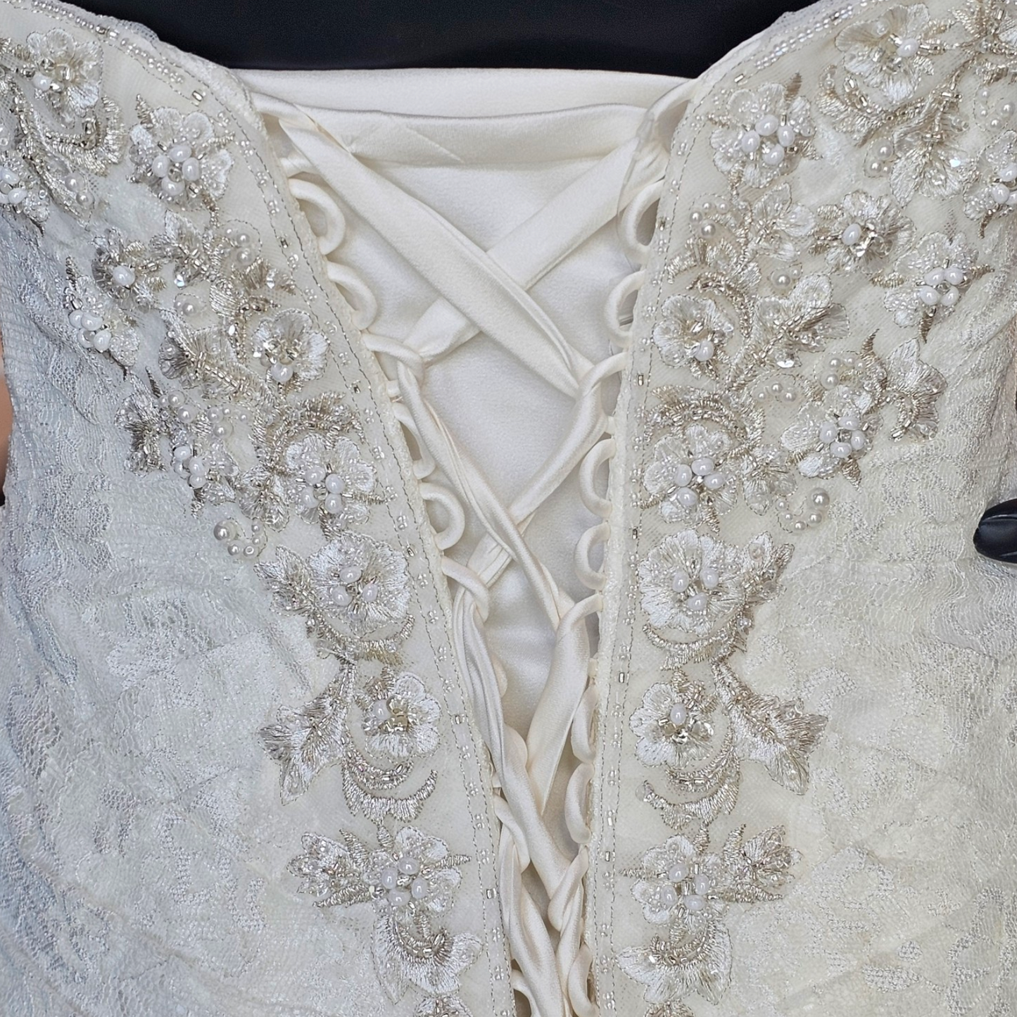 David's Bridal Lace Side Ruched Wedding Gown