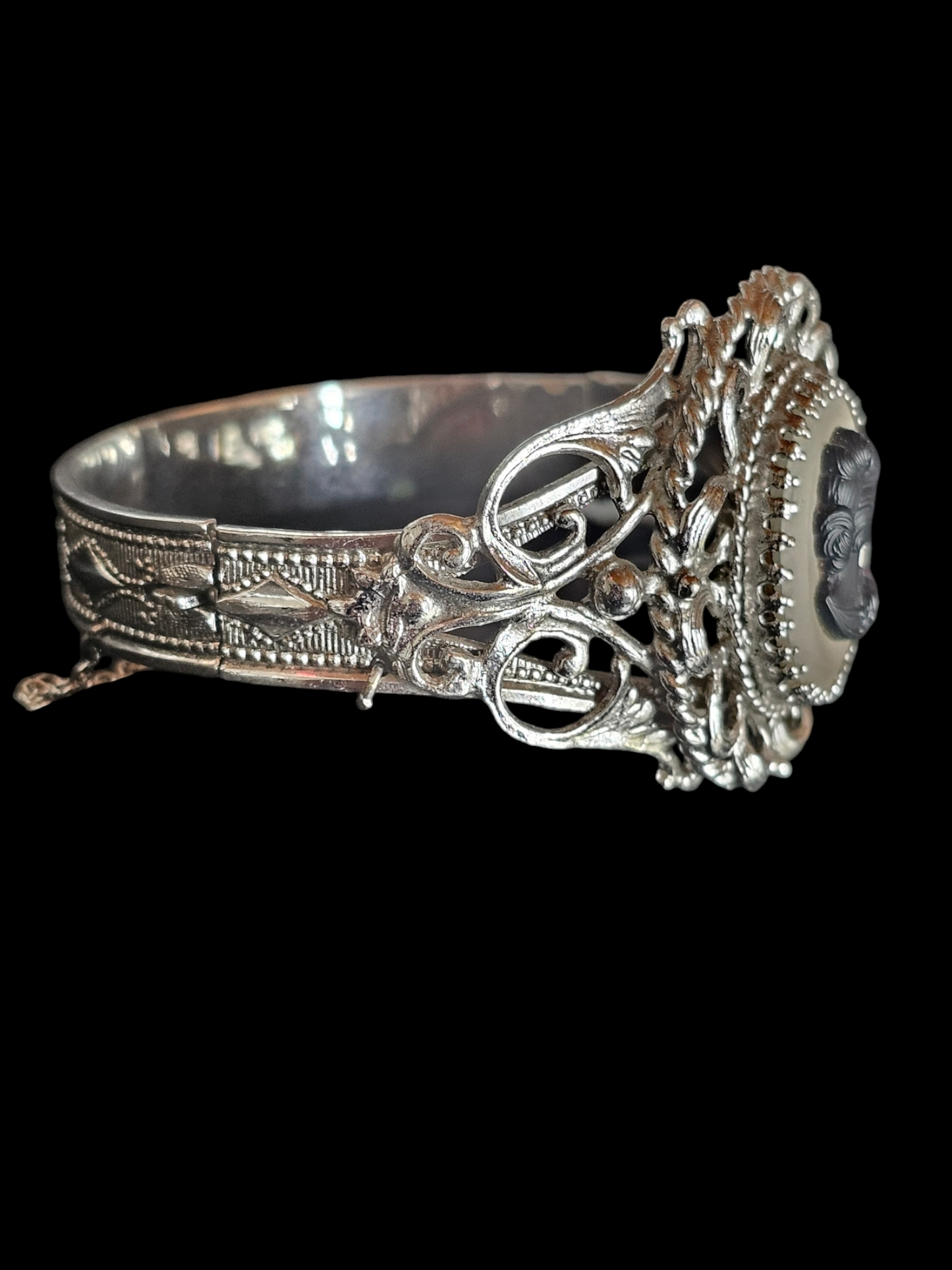Cameo Silver Filigree Bracelet Cuff
