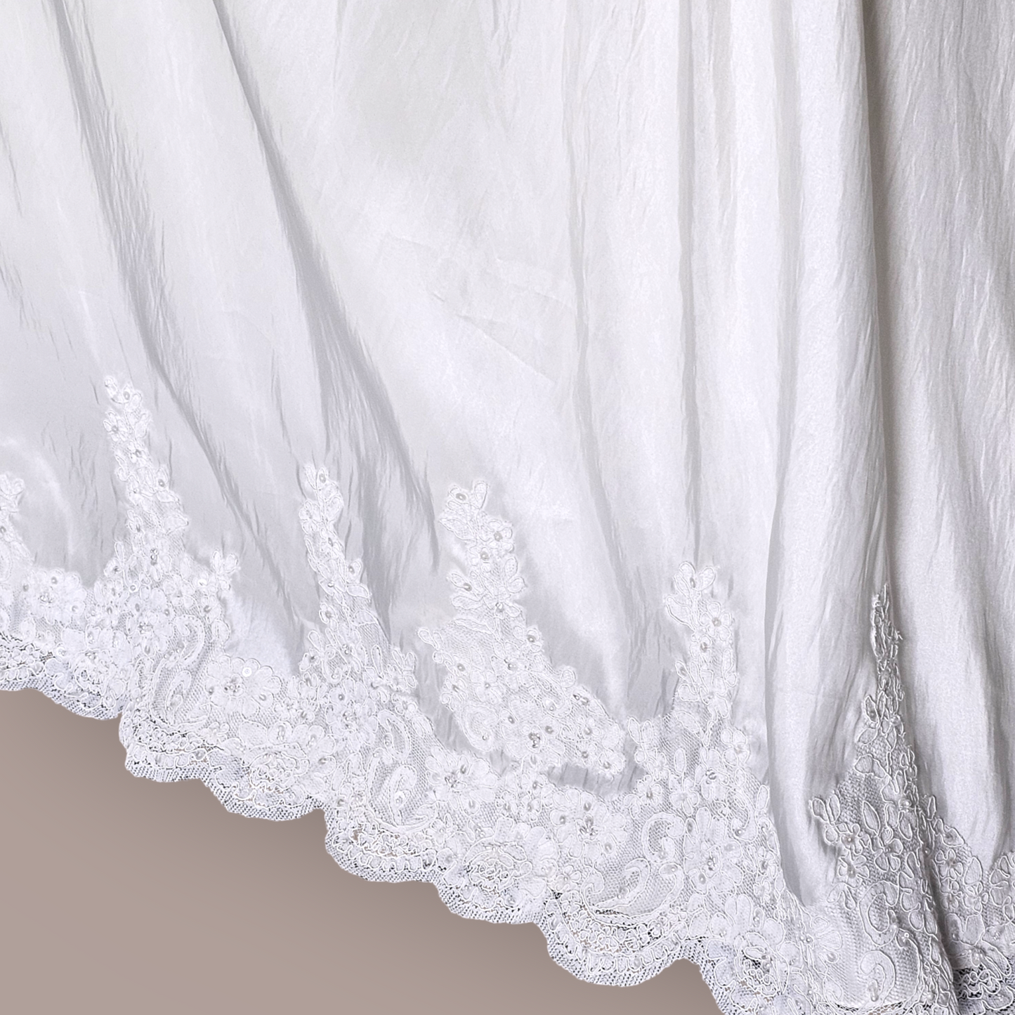 Mori Lee Ivory Taffeta Sweetheart/Fit Flare Wedding Gown