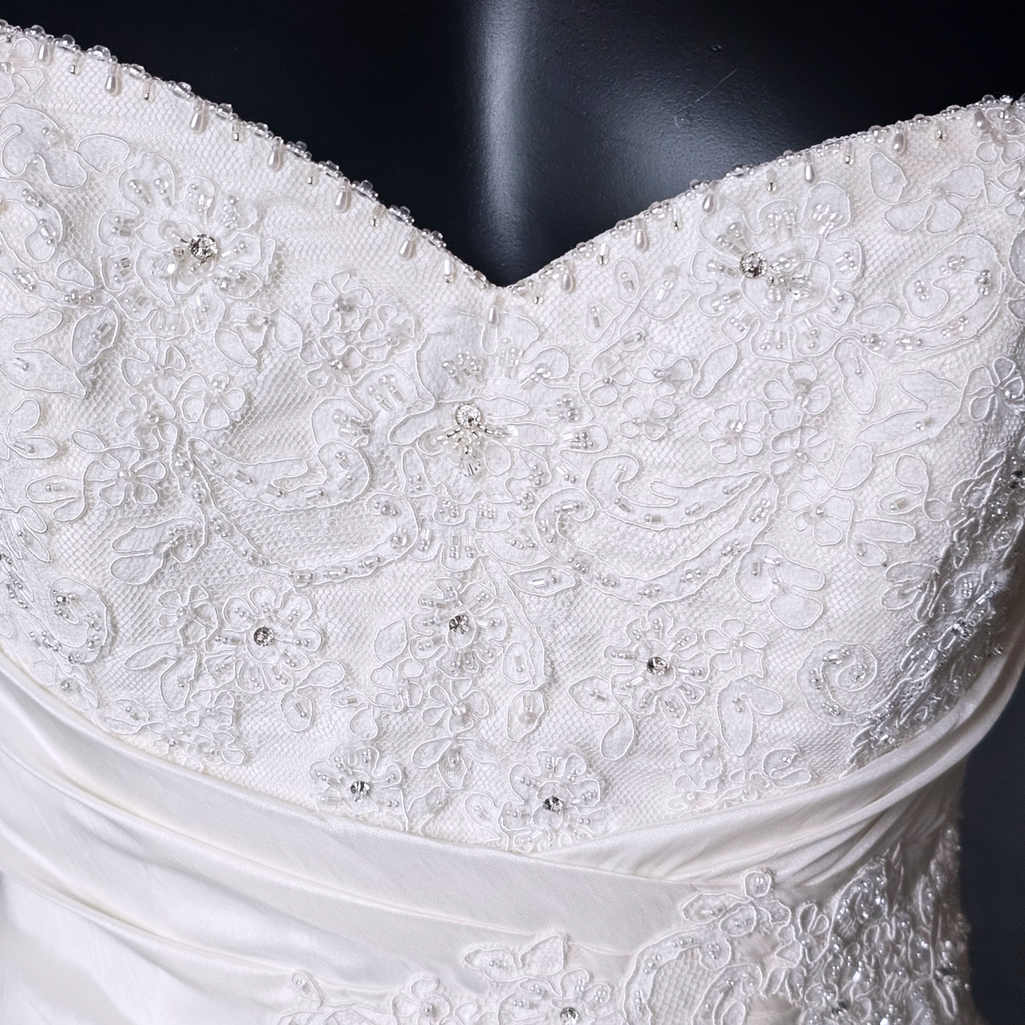 Mori Lee Ivory Taffeta Sweetheart/Fit Flare Wedding Gown