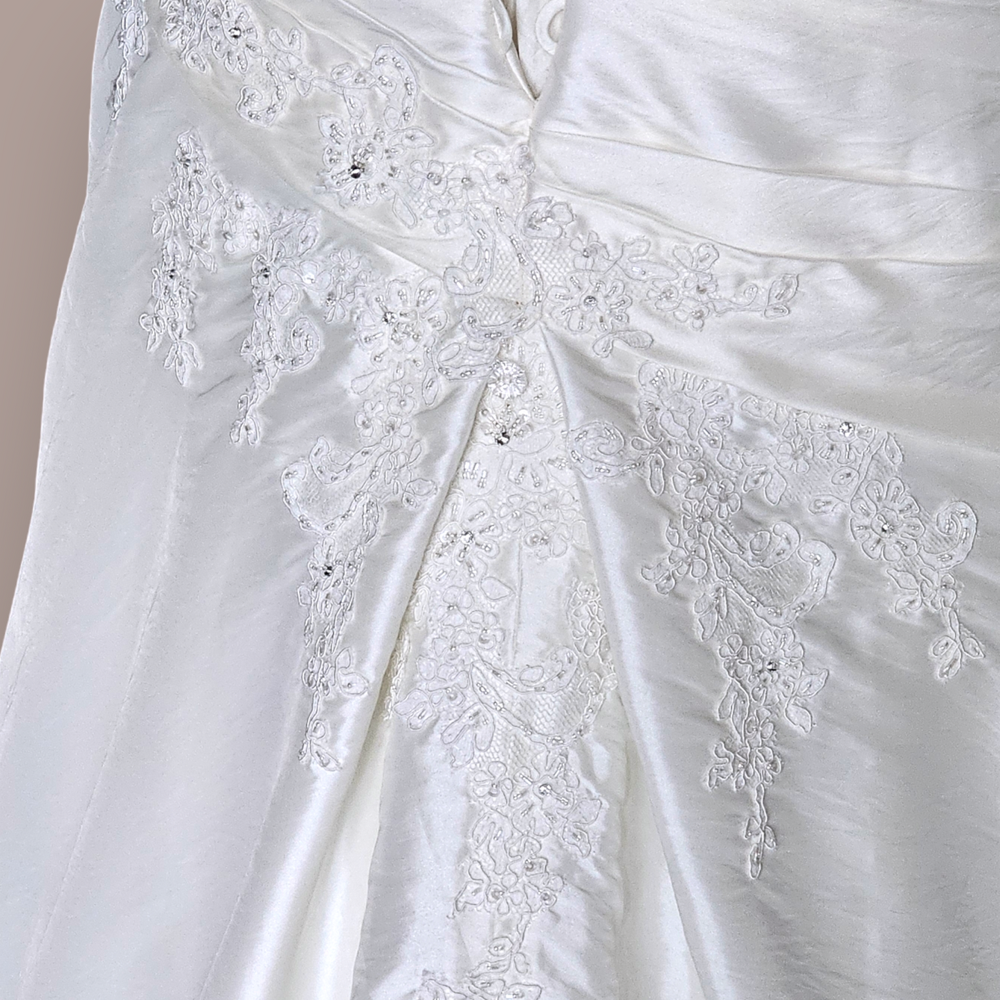 Mori Lee Ivory Taffeta Sweetheart/Fit Flare Wedding Gown