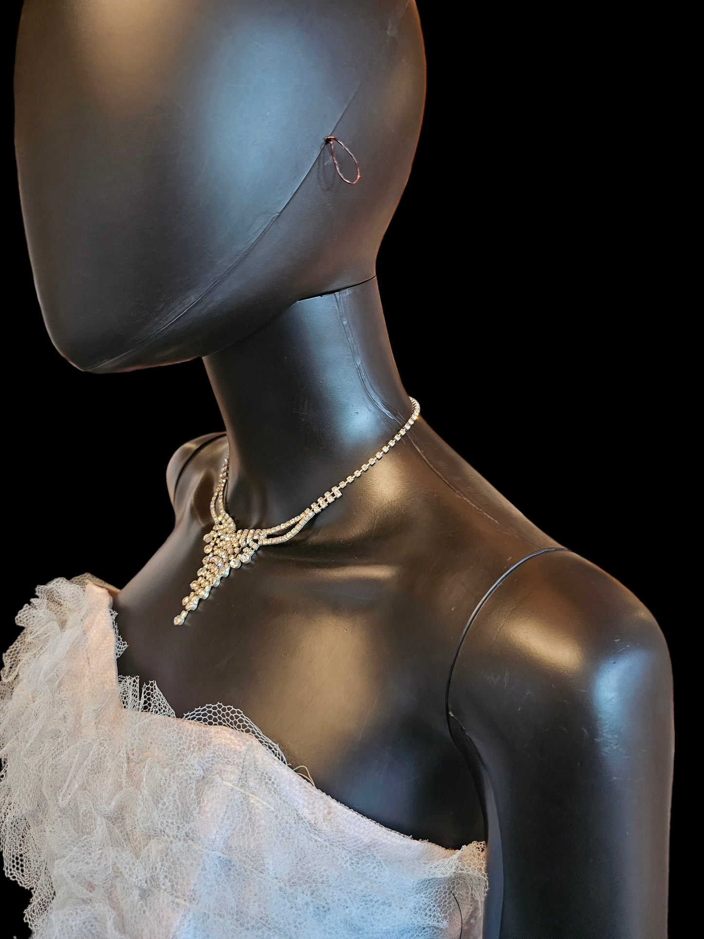 Rhinestone Dangle Curved Necklace