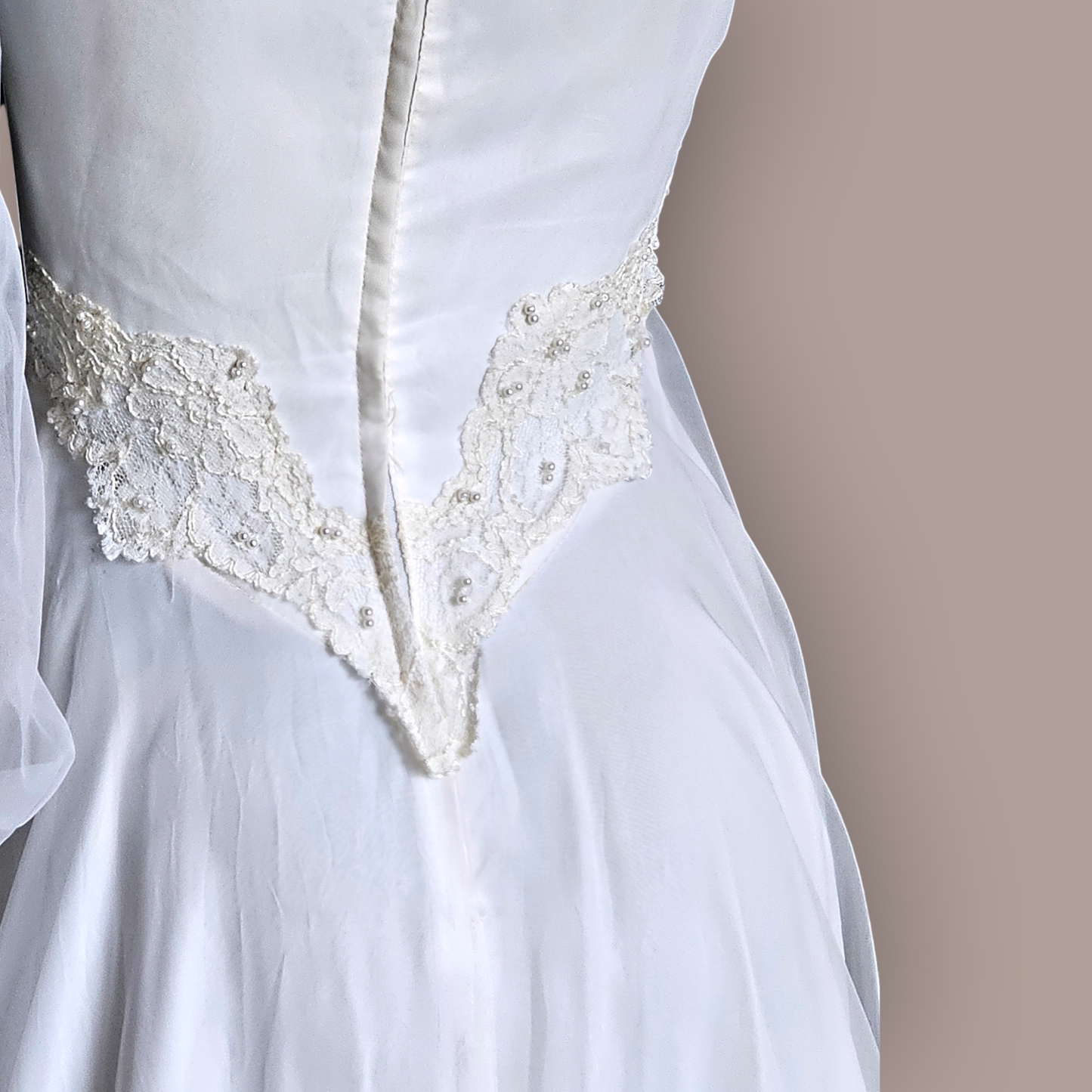 Vintage 70's Wedding Gown - Queen Anne Ruffle Detail