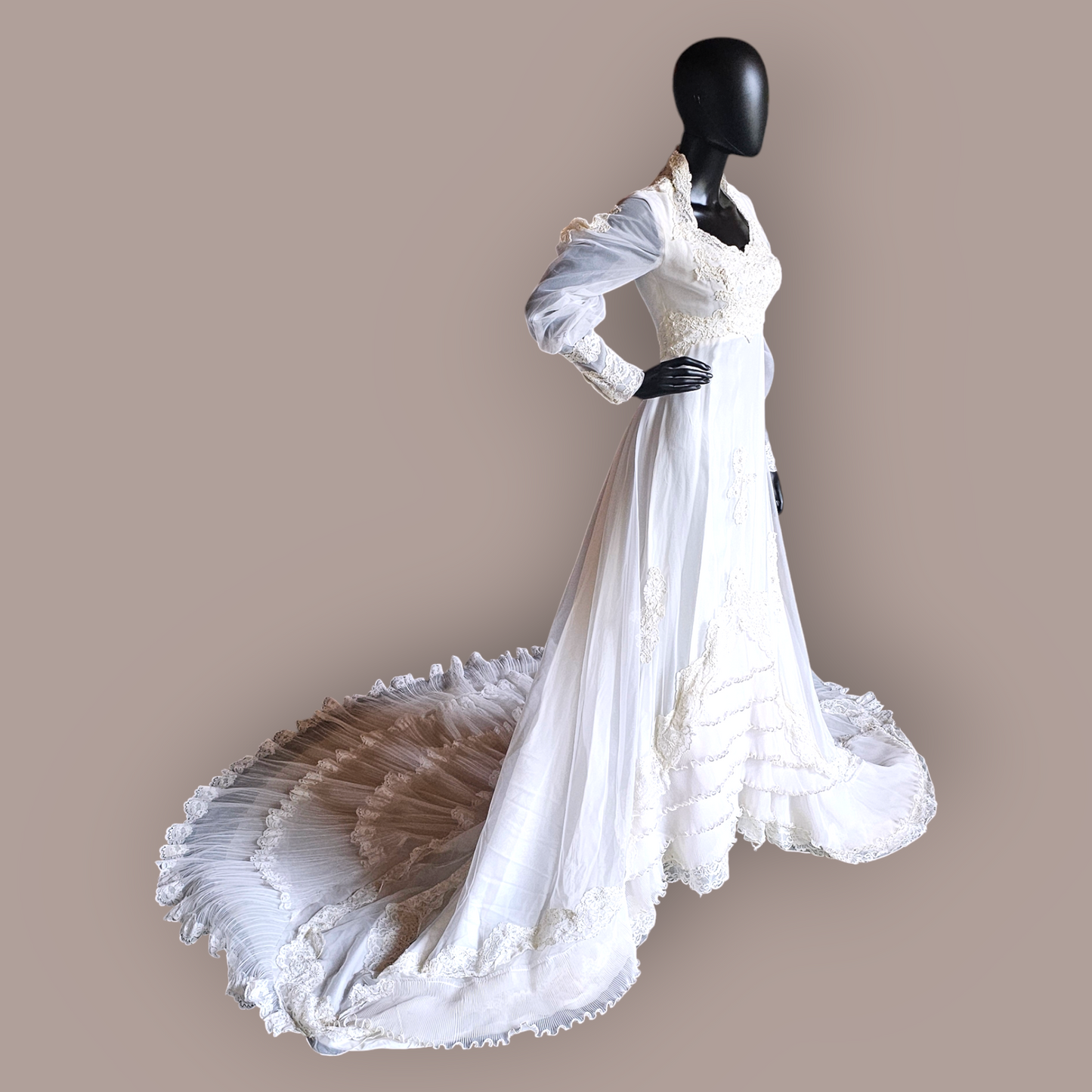 Vintage 70's Wedding Gown - Queen Anne Ruffle Detail