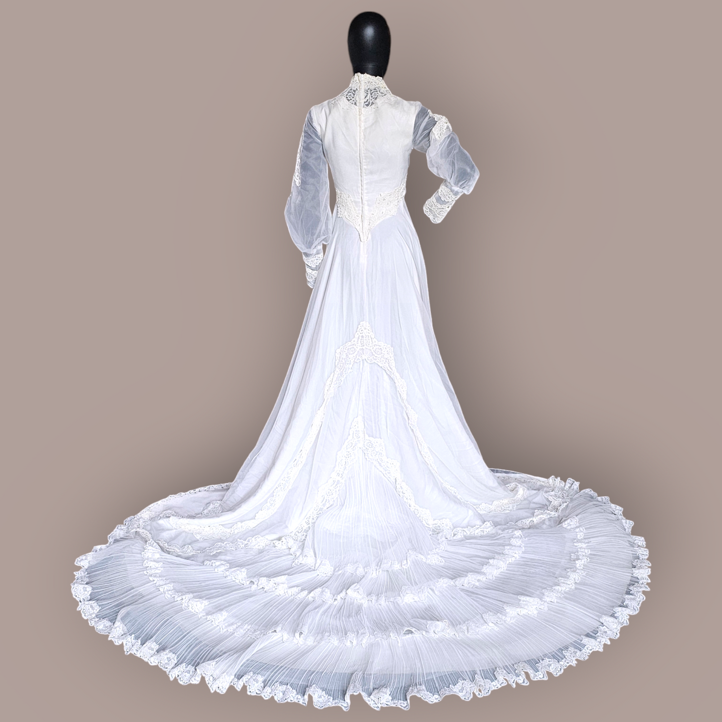 Vintage 70's Wedding Gown - Queen Anne Ruffle Detail