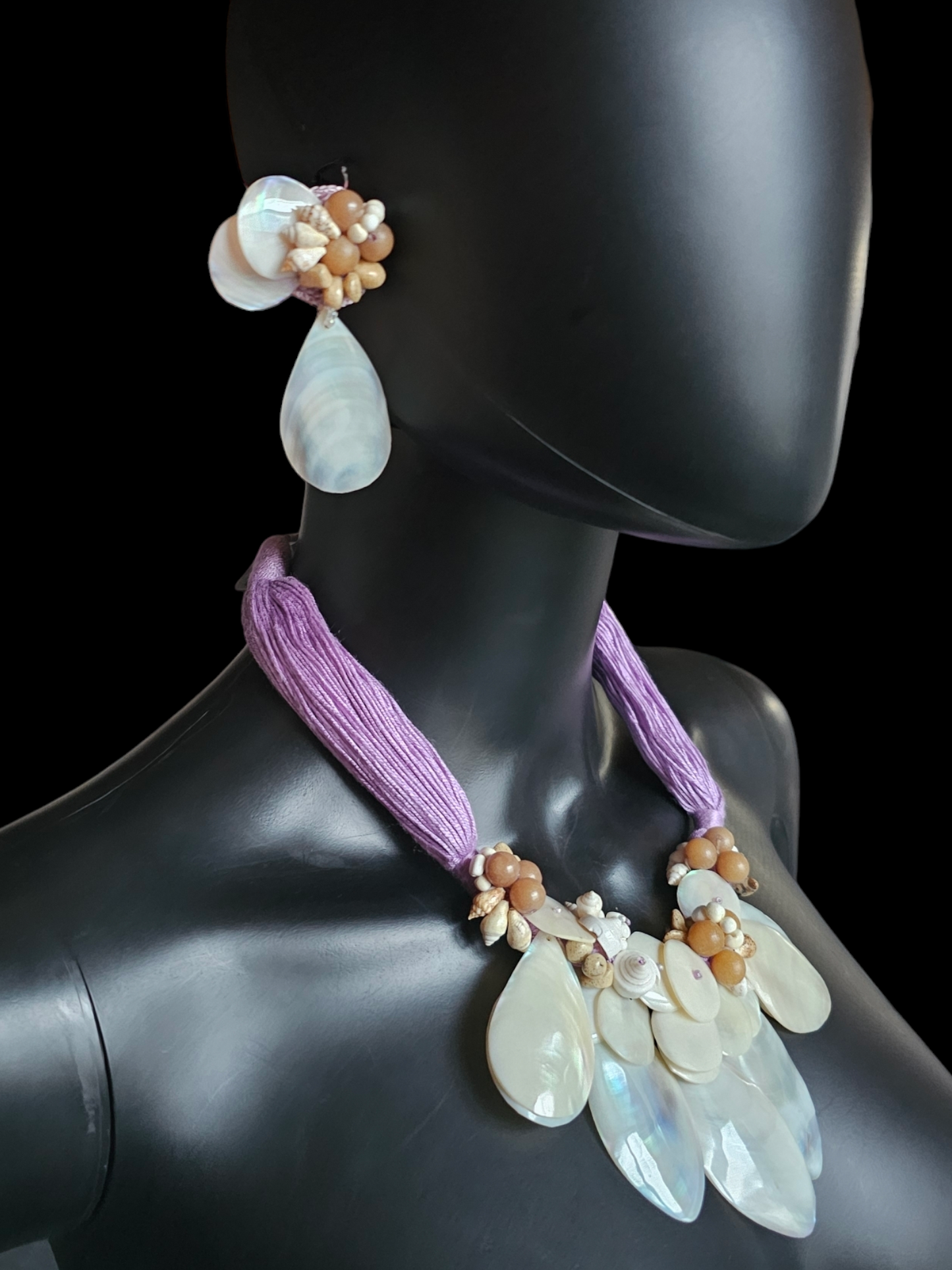 Shell/Lavender Collar Necklace/Earring Set