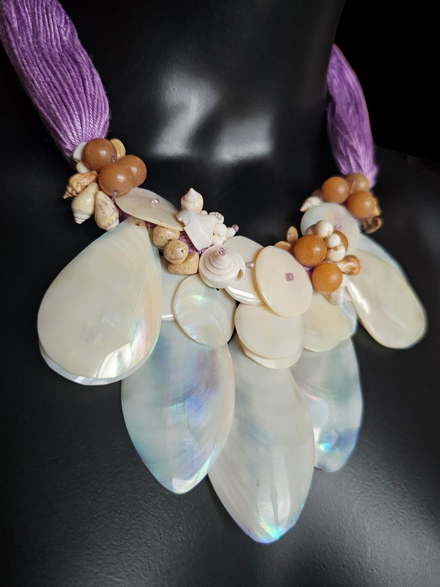 Shell/Lavender Collar Necklace/Earring Set