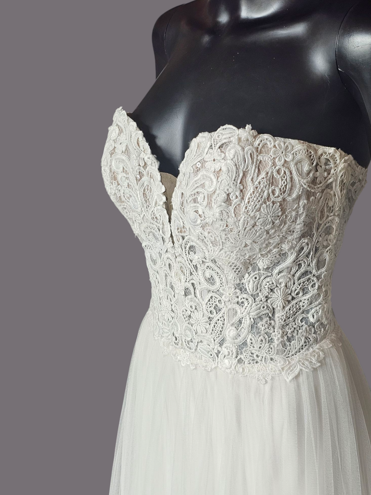 Lace Illusion Bodice Strapless Plunge - Justin Alexander