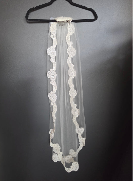 Lace Edge Elbow Single Layer Veil
