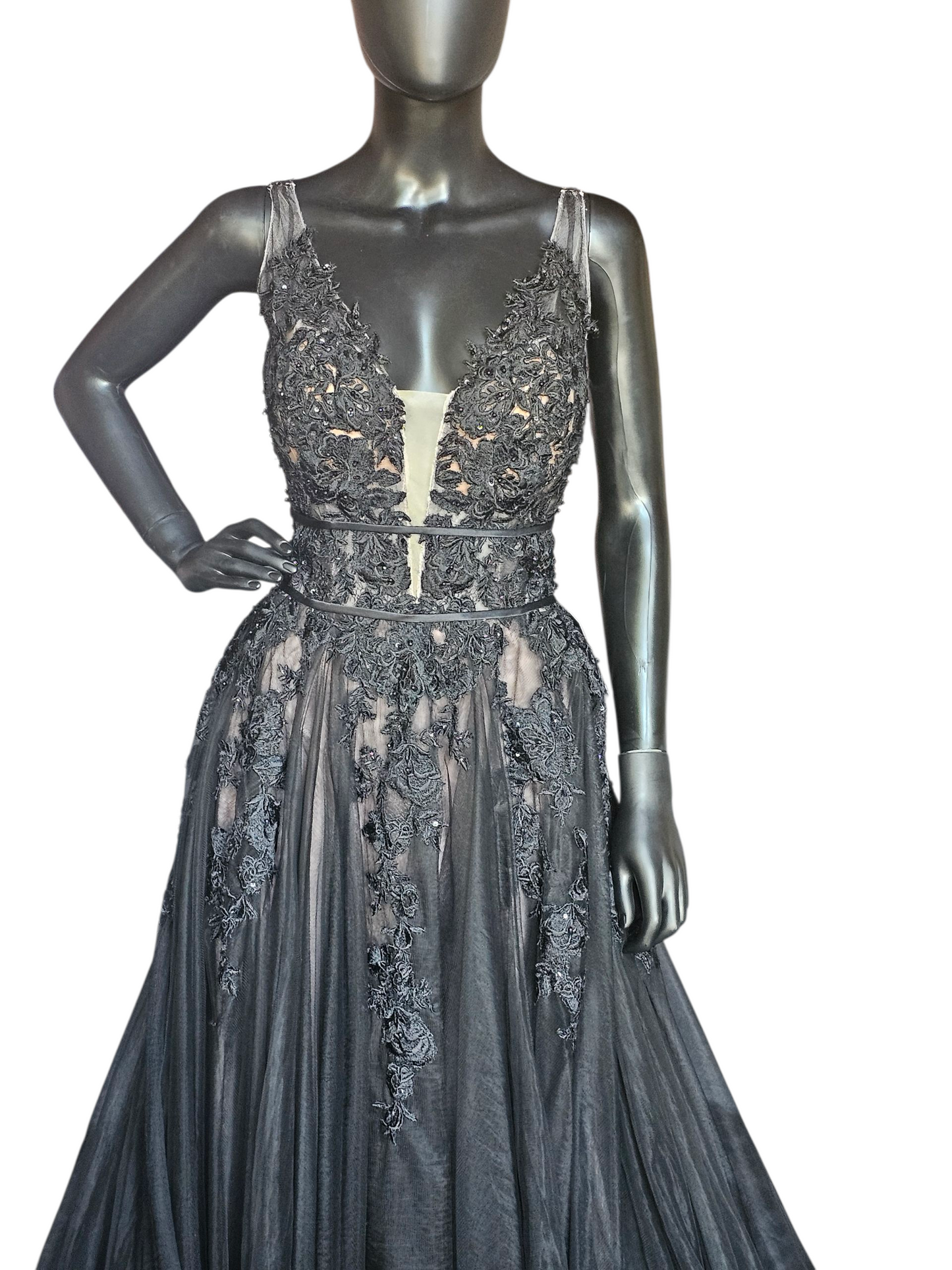 Black/Blush Plunge V-Neck A-line Wedding Gown NWOT - Mori Lee