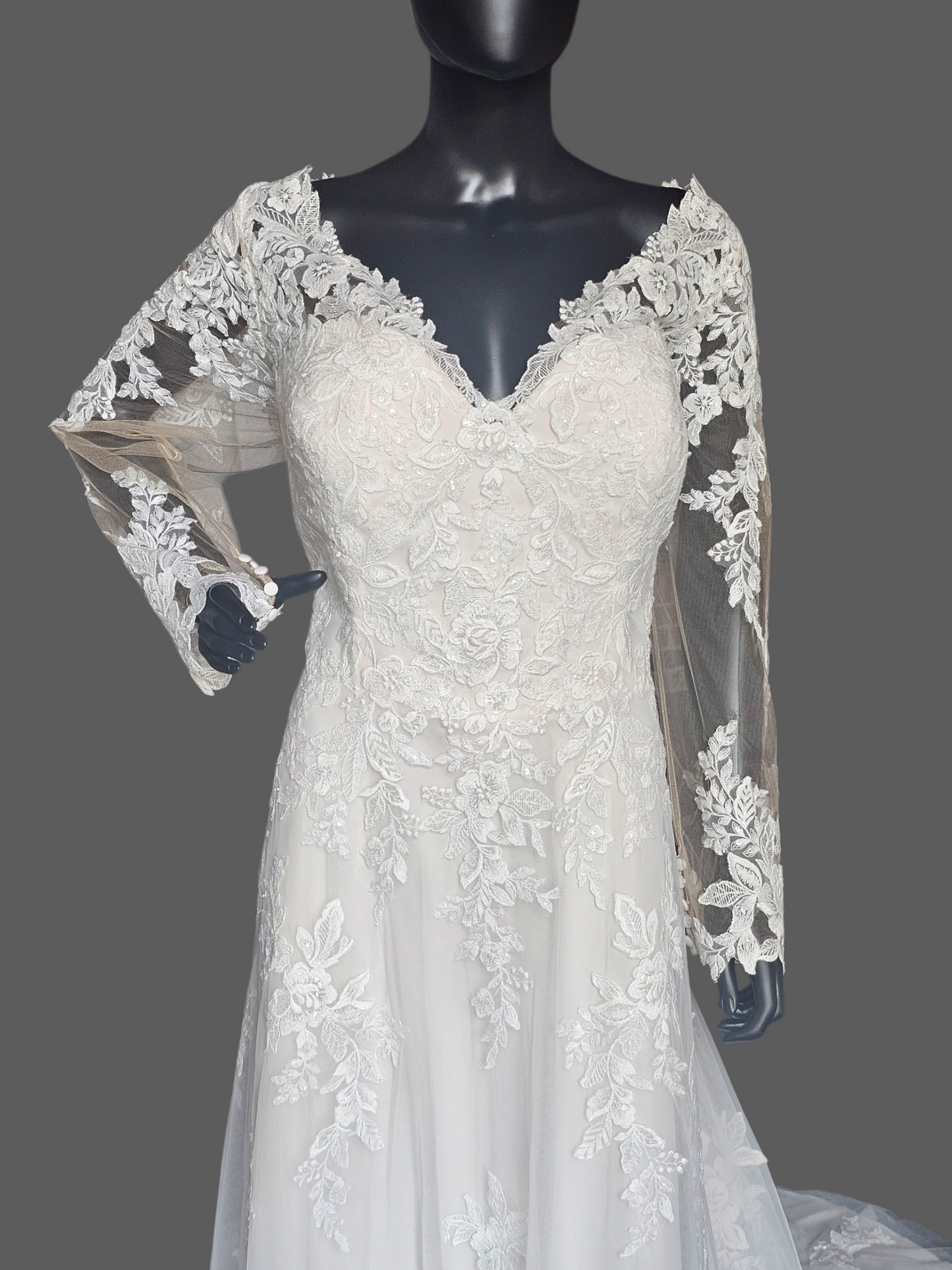 Blush/Ivory Floral Lace Long Sleeve Wedding Gown NWOT - Mori Lee