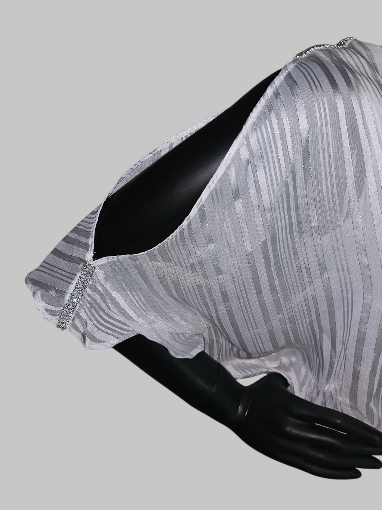 White Silver Thread Cold Shoulder Short/Cocktail Dress - NWT - Sam & Jess