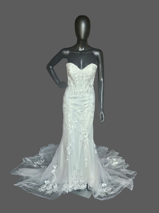 Strapless Lace Sweetheart Fit/Flare Wedding Gown - Rebecca Ingram