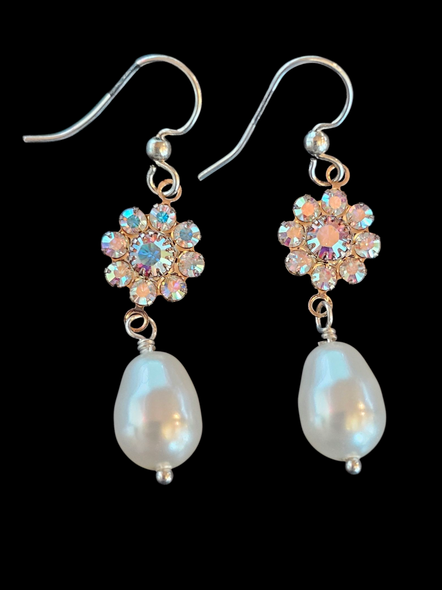 Faux Teardrop Pearl Crystal Earring
