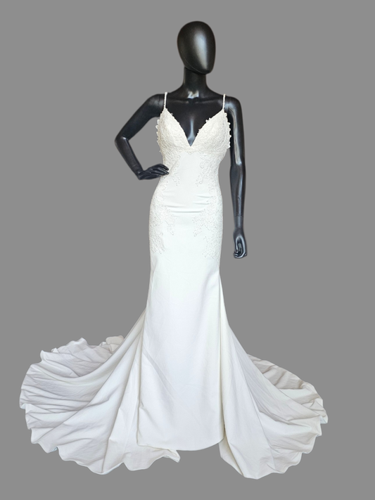 White Fit/Flare Minimal Floral Design V-Neck Spaghetti Strap Wedding Dress - Sincerity