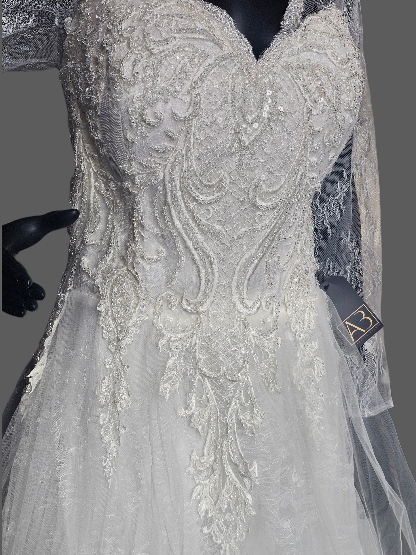 Ivory Lace Long Sleeve V-Neck Wedding Gown - Di La Sena