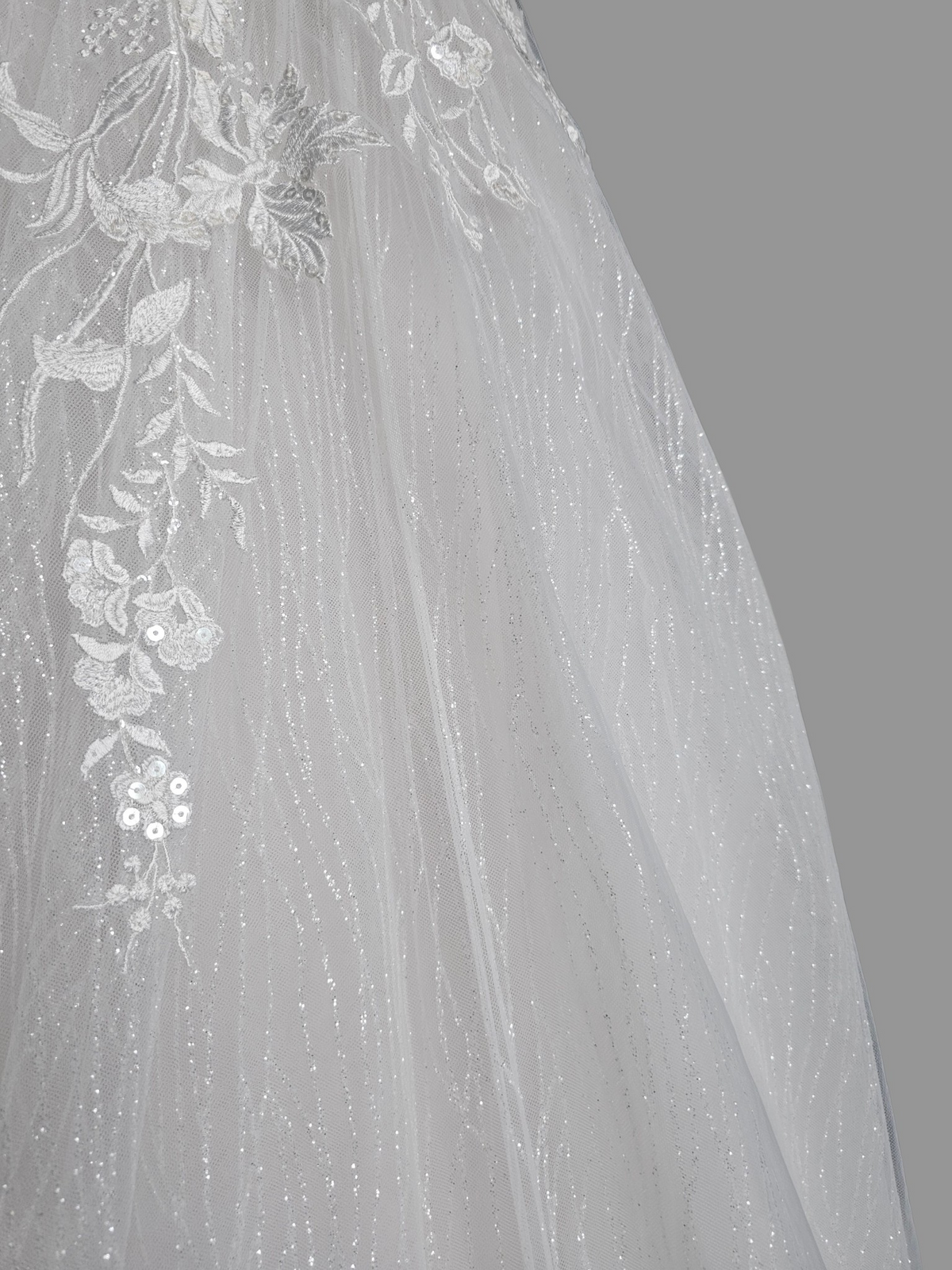 Sweetheart Plunge Maximalist Sparkle Wedding Gown - Justin Alexander