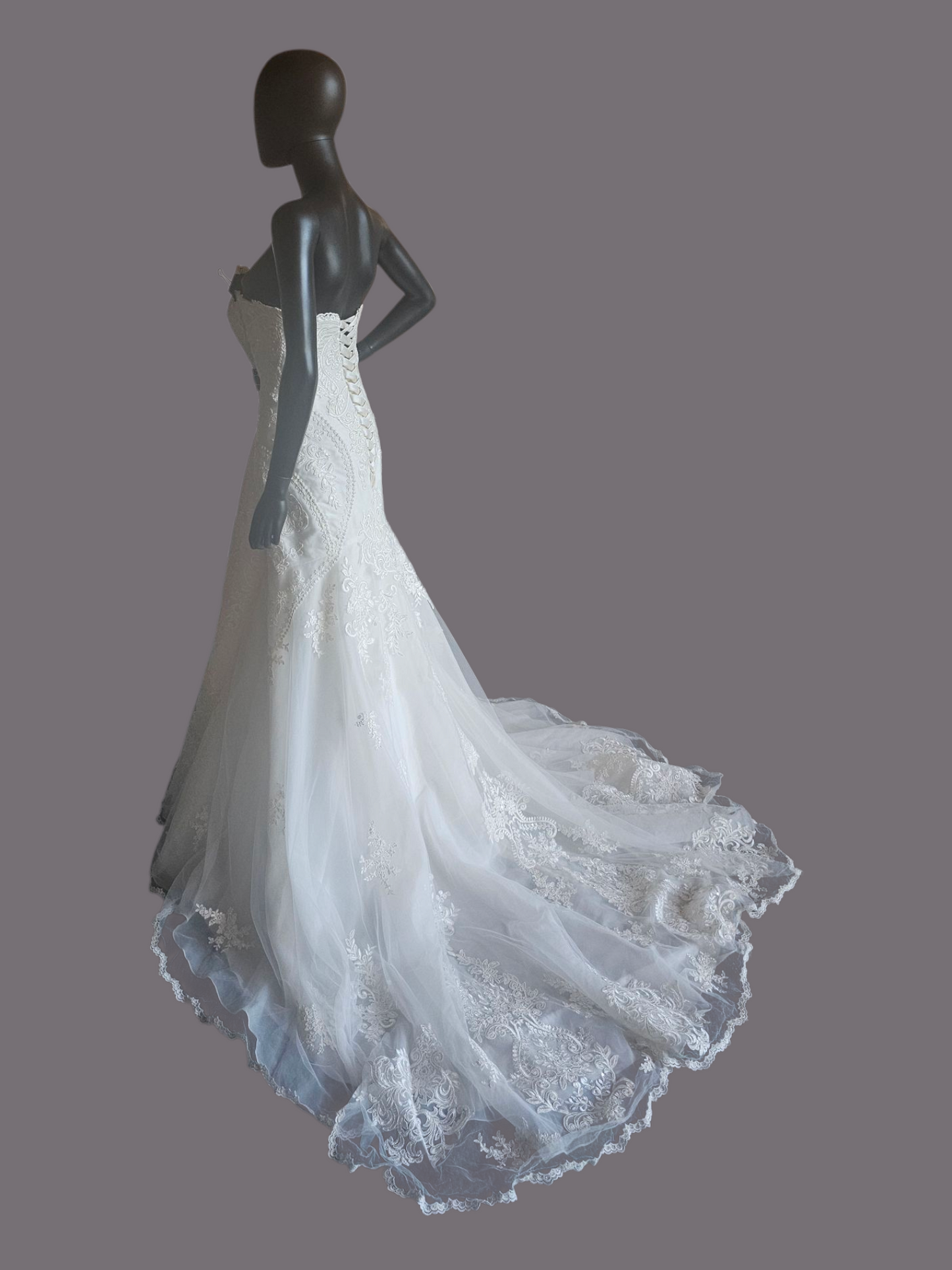 Ivory Embroidered Mermaid/Fit Flare Wedding Gown - Stella York NWT