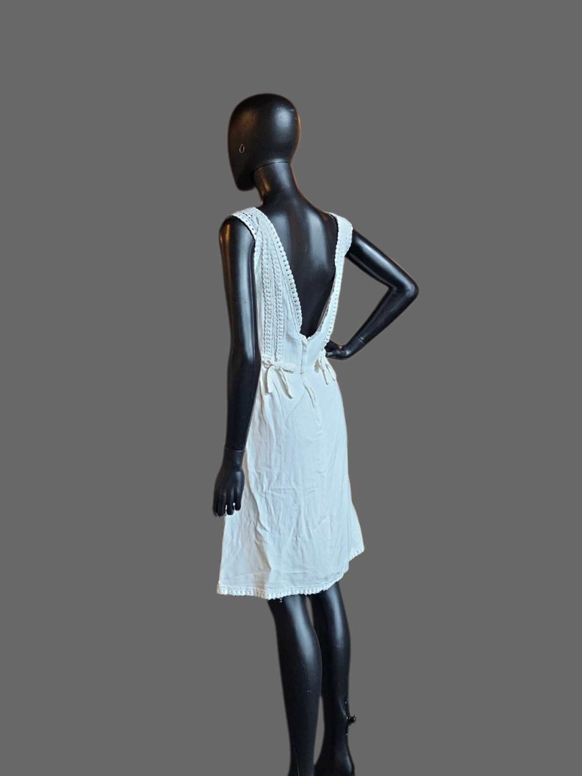 Vintage 60's Boho Pinwheel Crochet Wedding Gown - Renewal
