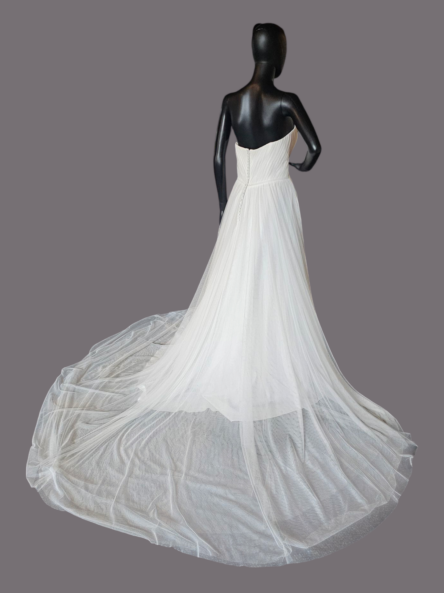 Sweetheart Plunge Detached Sleeve Ivory Netting Wedding Gown