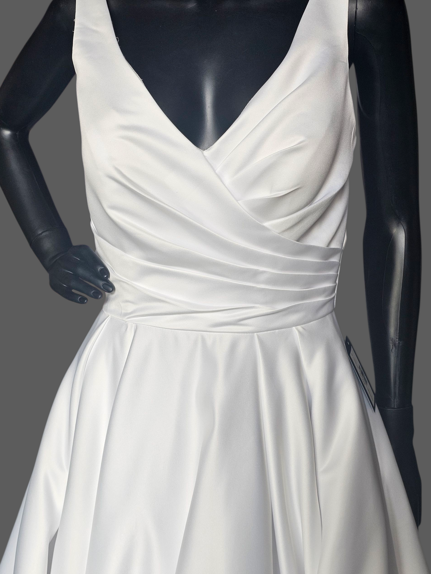 White Satin Minimalist V-Neck A-Line Wedding Gown - Da Vinci