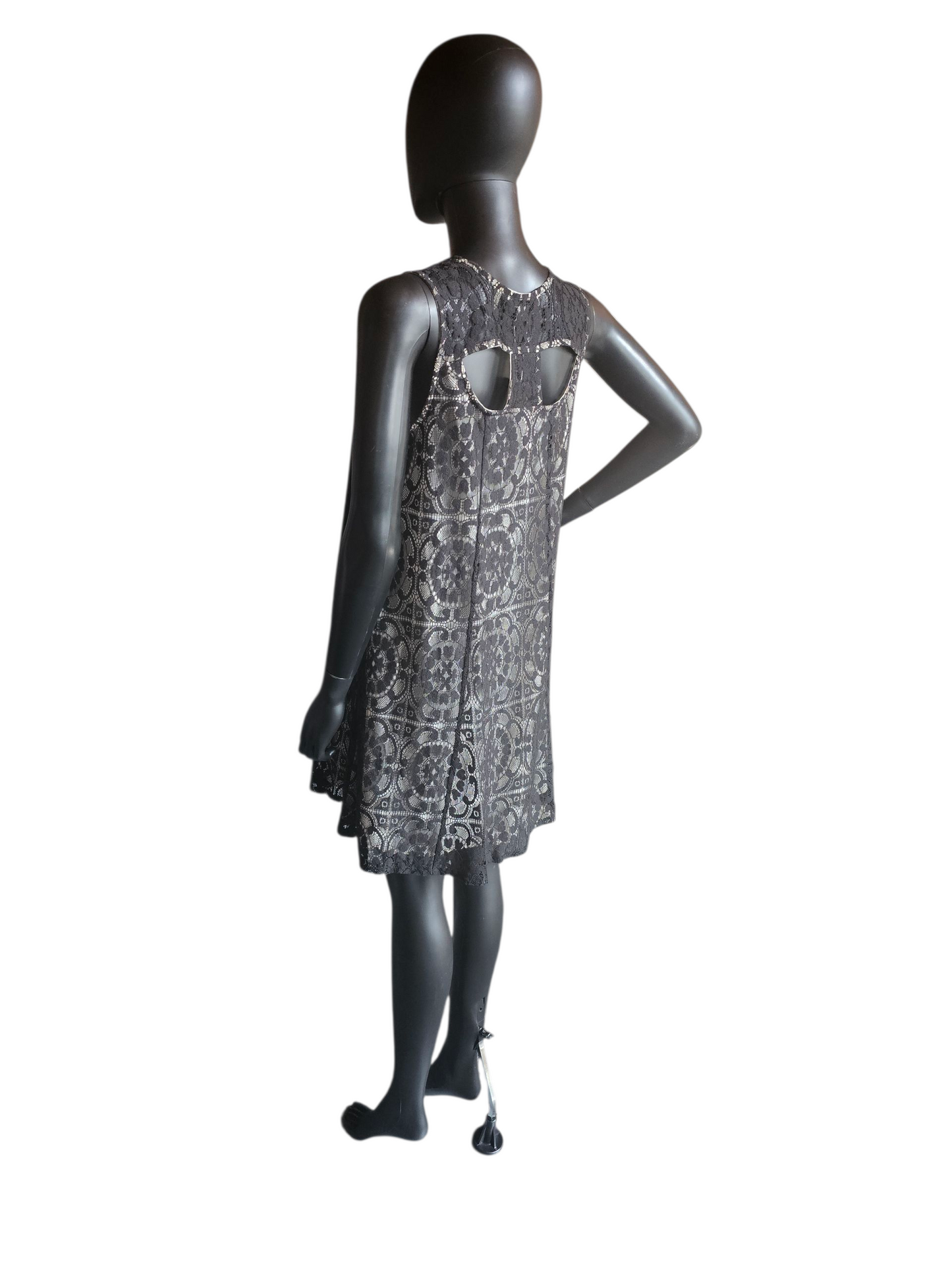 Black/White Lace Overlay Shift Dress - NWT - Simply Noelle