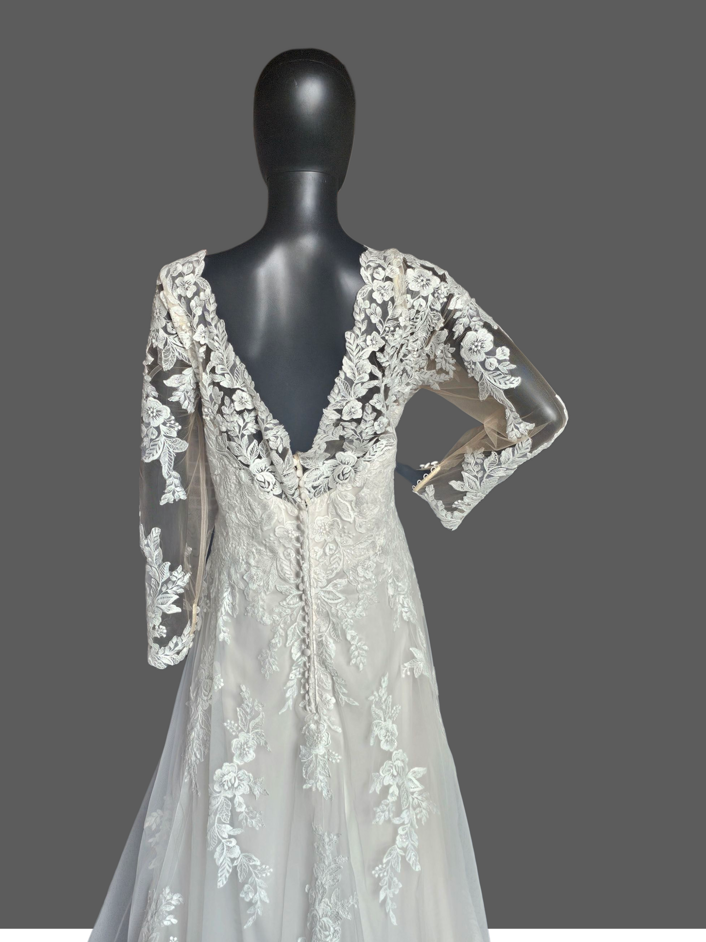 Blush/Ivory Floral Lace Long Sleeve Wedding Gown NWOT - Mori Lee
