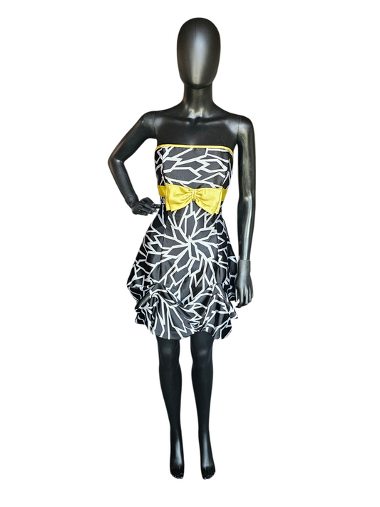 Vintage Y2K Black/White Abstract Yellow Accent Cocktail/Party Dress - Jessica McClintock Gunne Sax